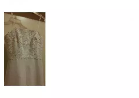 Lady Roi Size 2 wedding dress New with tags!!